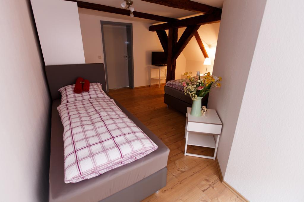 Pension Altes Burghotel Нойштадт-Глеве Номер фото
